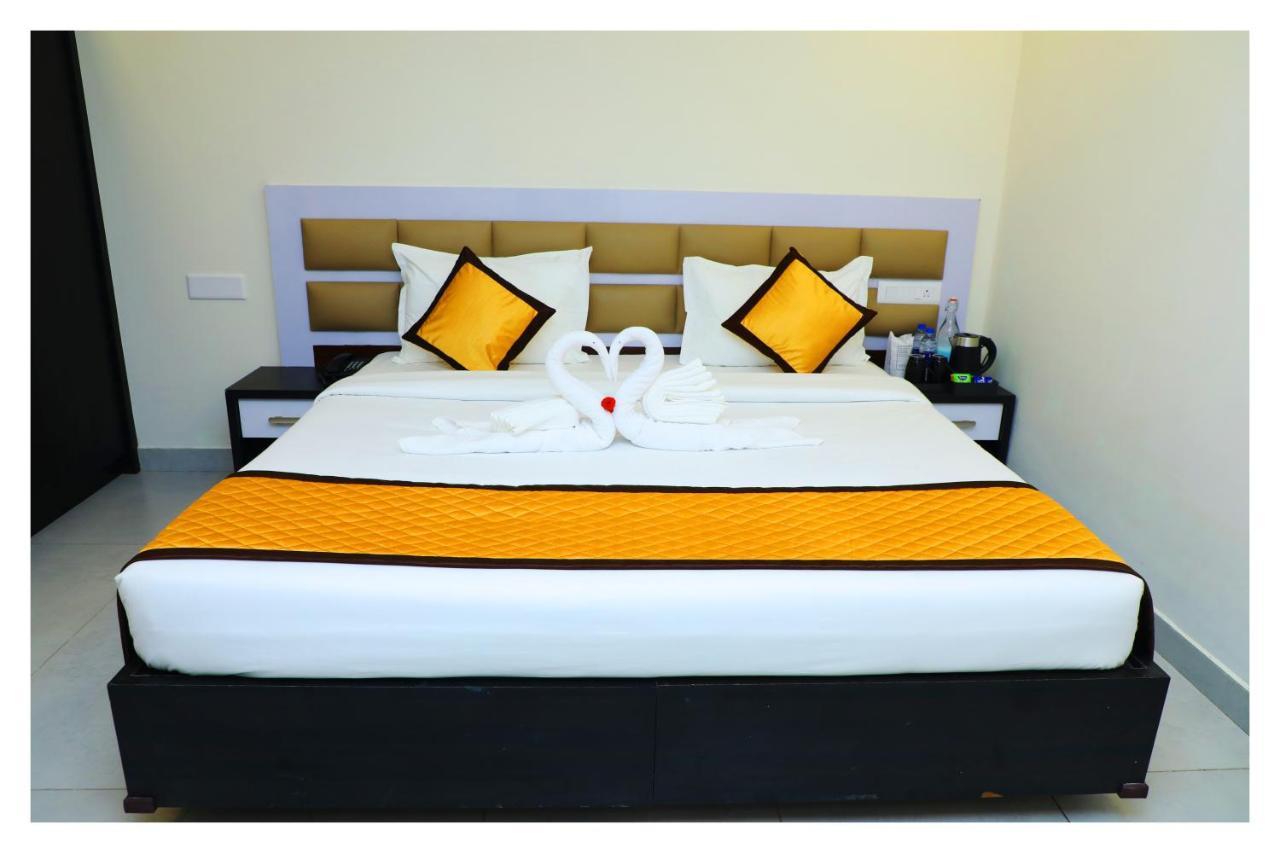 Clarks Inn Express ,Sirkazhi Экстерьер фото