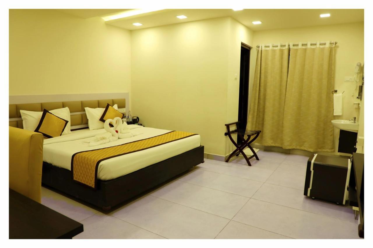 Clarks Inn Express ,Sirkazhi Экстерьер фото